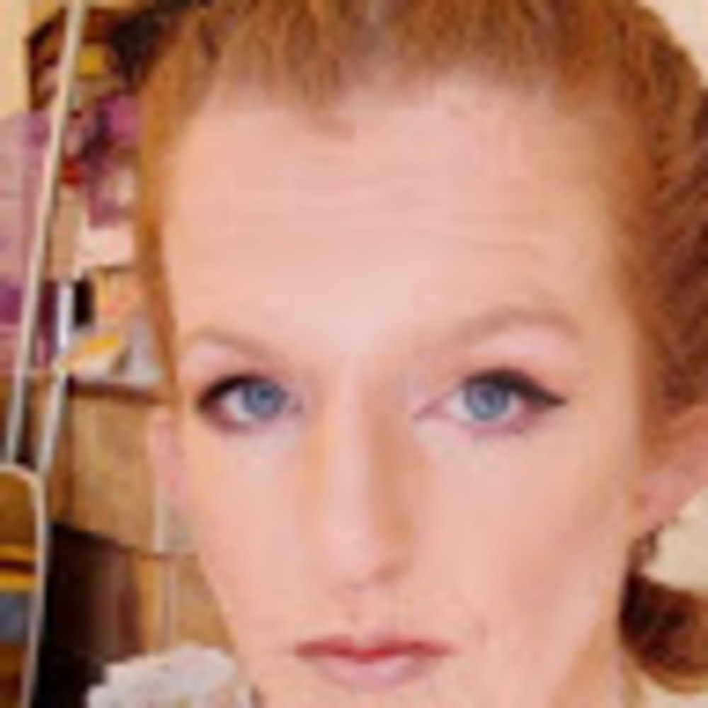 Meet your Posher, Steph